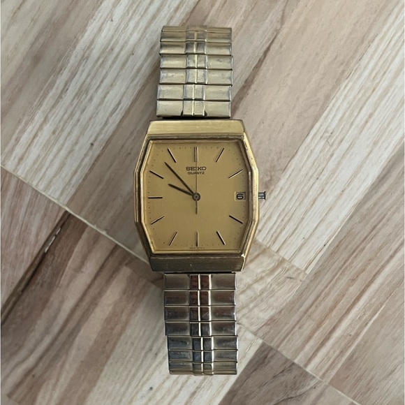 Seiko Vintage Watch Gold Tone Stretch Bracelet and Octagonal Dial Date Window - Picture 5 of 13